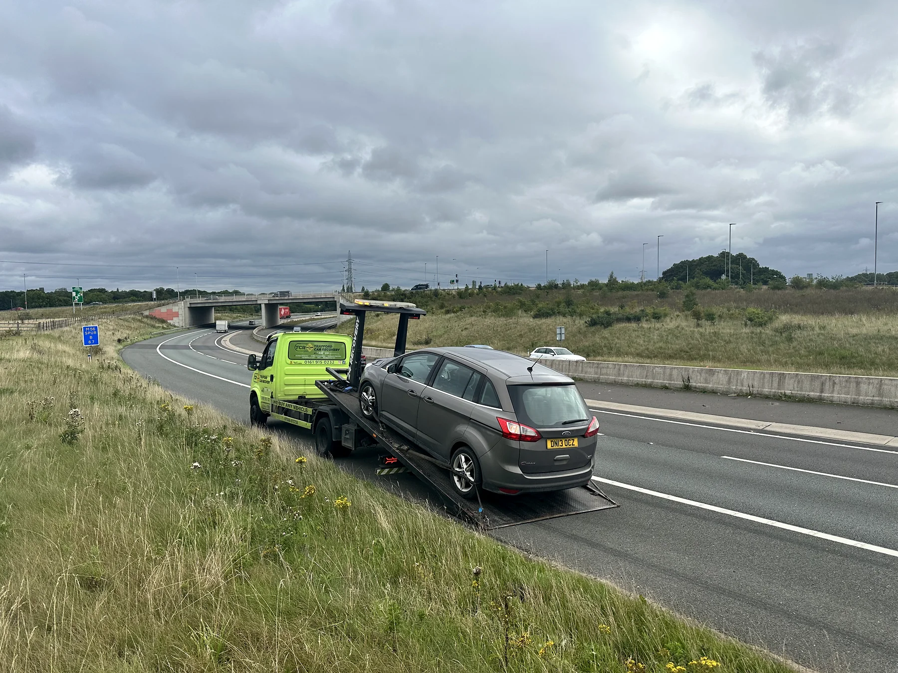 Trafford recovery truck attending a motorway collection